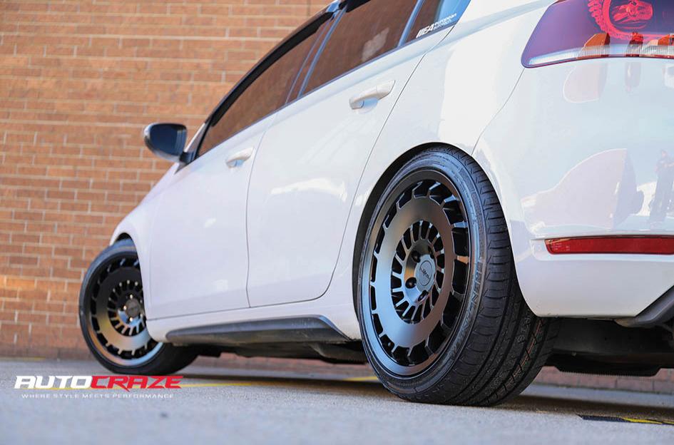 VOLKSWAGEN GOLF CCV MATTE BLACK TINTED FACE